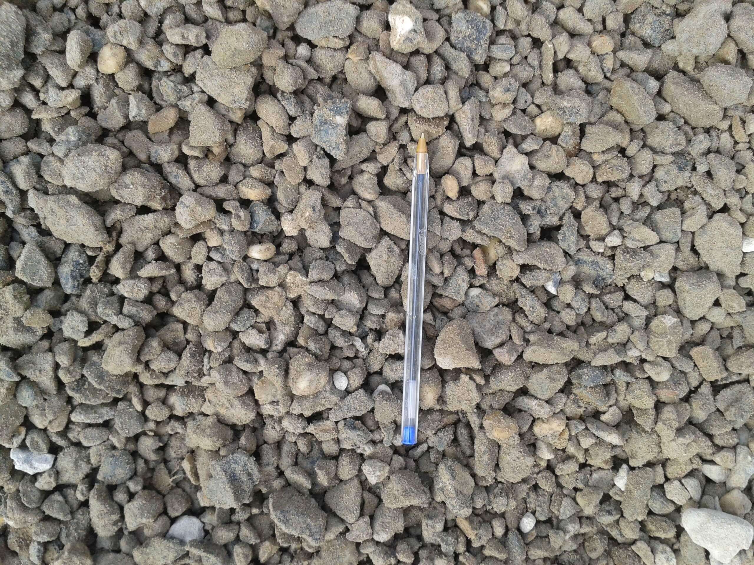 Betonpuin 0/4